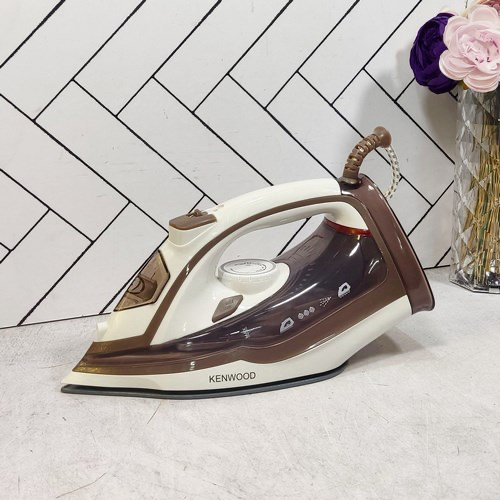 اتو بخار کنوود مدل ST8002